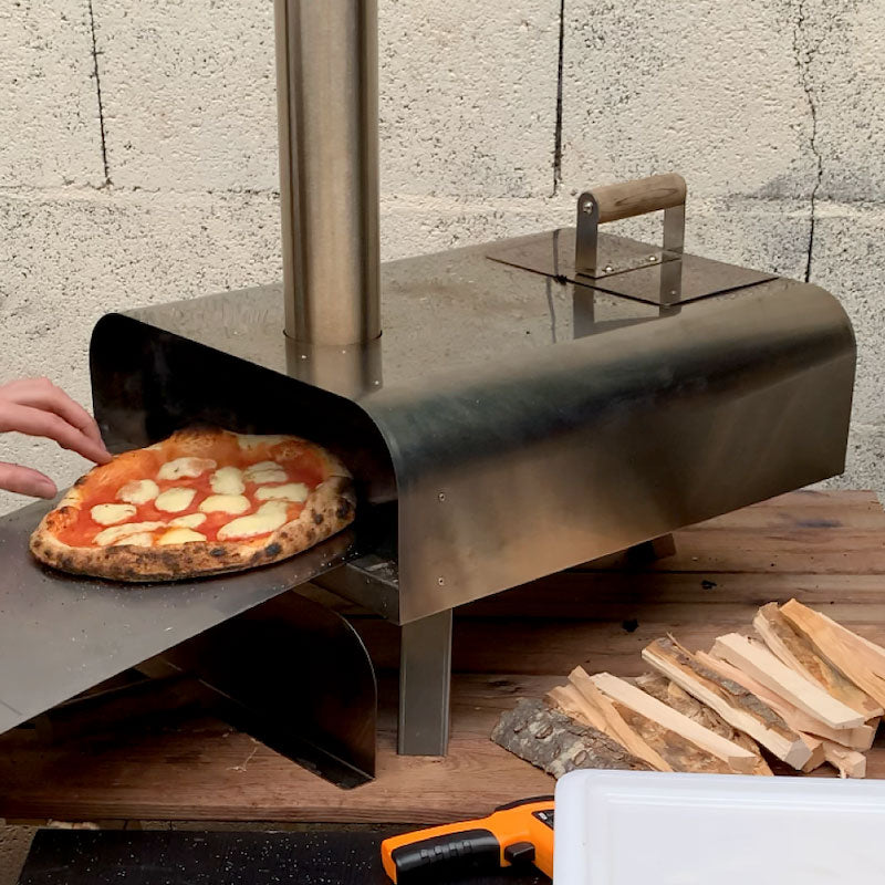 Comment cuire votre 1ère pizza dans le four FlameOven ?
